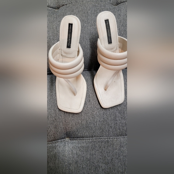 French Connection Cream Heeled Sandals Size 8.5 - Picture 1 of 8